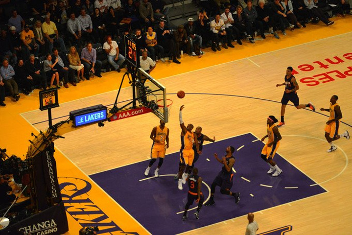 实现多方共 实现多方共