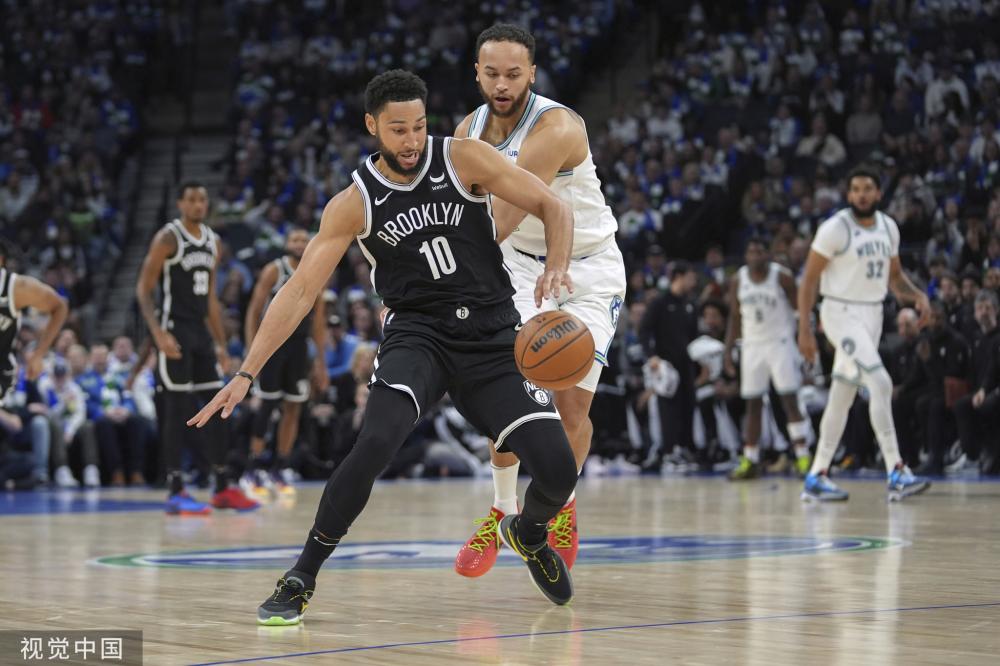 他的父母在 他的父母在