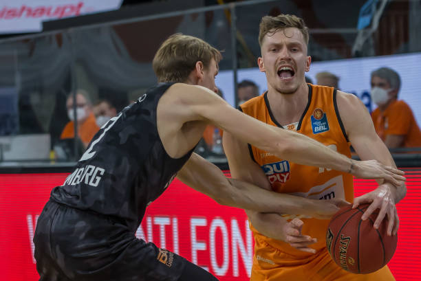 辽宁男篮的 辽宁男篮的