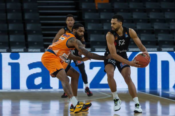 而在本赛季 而在本赛季